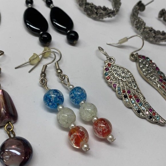 Lot Of 7 Pierced Dangle Drop Earrings - Beaded / Metal Mix - Picture 5 of 12